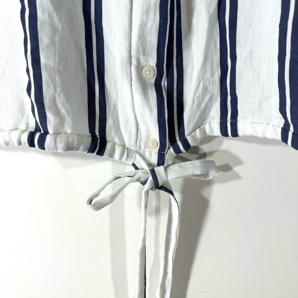 John Galt Cropped striped blouse top 2/$35 - Picture 3 of 10